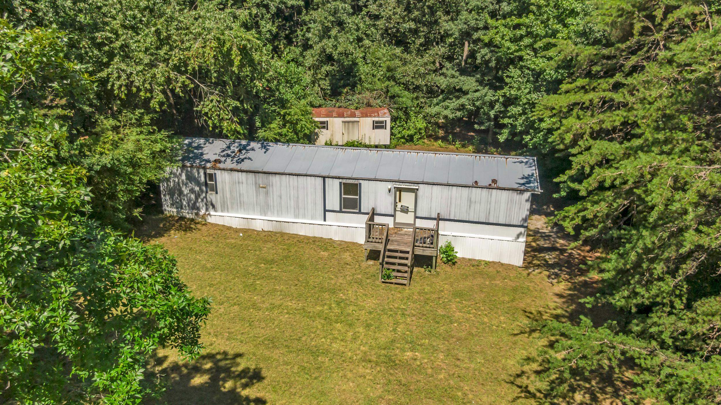 173 Adams Road Chesnee, SC 29323 - Photo 2 of 32