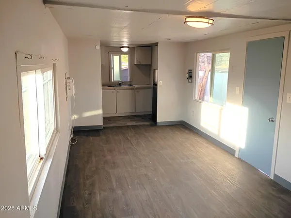 $980 | 21030 North 24th Avenue, Phoenix, AZ 85027