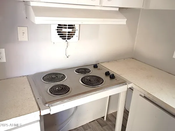 $980 | 21030 North 24th Avenue, Phoenix, AZ 85027