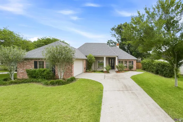 $350,000 | 13088 Dutchtown Lakes Drive, Geismar, LA 70734