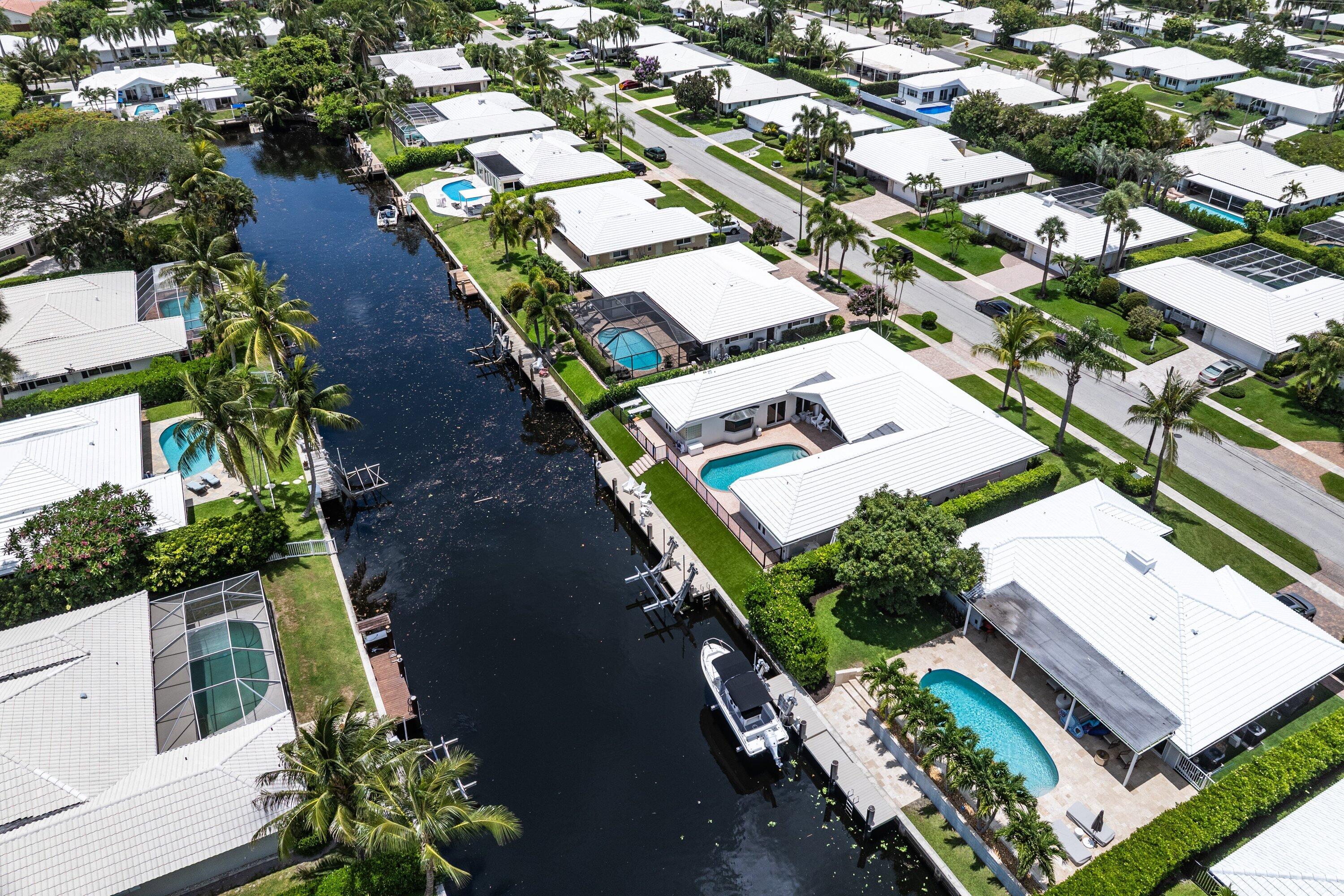 1332 Tamarind Way Boca Raton, FL 33486 - Photo 37 of 56 037-1332TamarindWay-BocaRaton-FL-33486-S