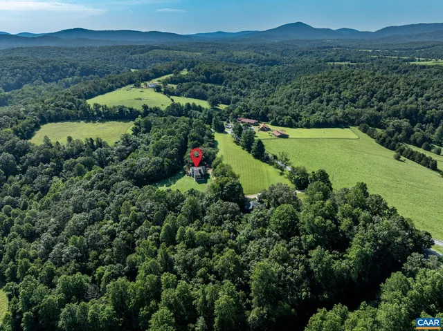 $570,000 | 456 Roberts Mountain Road, Faber, VA 22938