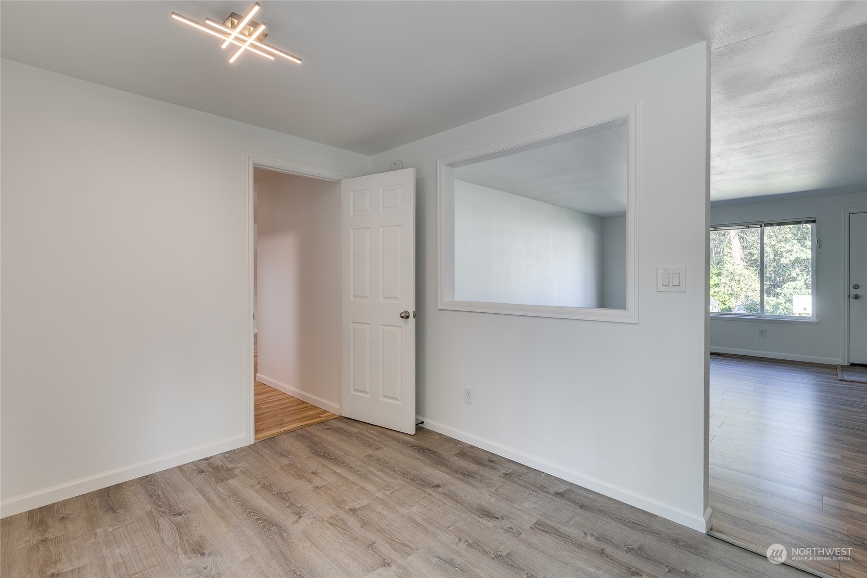 13501 Southeast 161st Place Renton, WA 98058 - Photo 12 of 21 Gallery Image 12