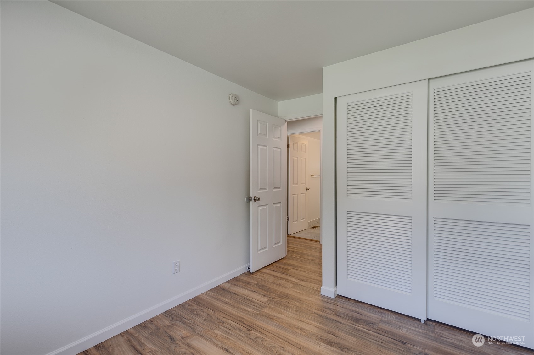 13501 Southeast 161st Place Renton, WA 98058 - Photo 14 of 21 Gallery Image 14