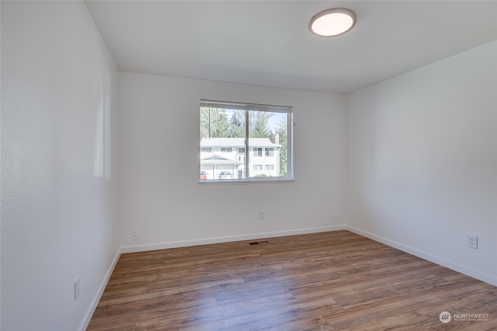 13501 Southeast 161st Place Renton, WA 98058 - Photo 17 of 21 Gallery Image 17