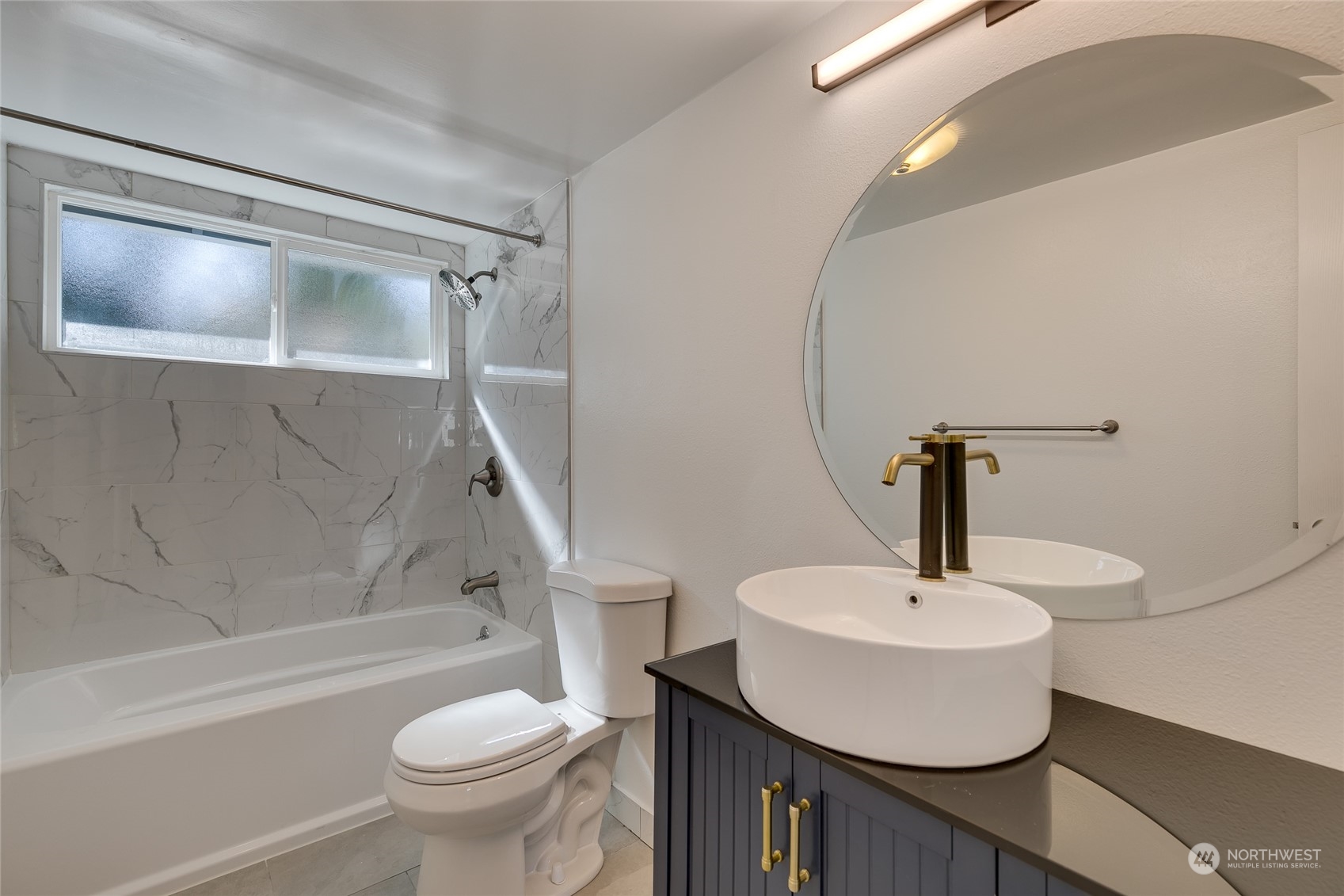 13501 Southeast 161st Place Renton, WA 98058 - Photo 6 of 21 Gallery Image 6