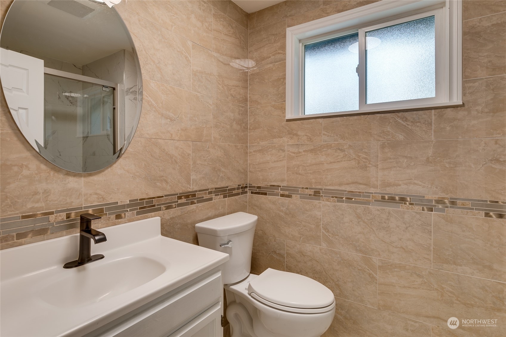 13501 Southeast 161st Place Renton, WA 98058 - Photo 8 of 21 Gallery Image 8