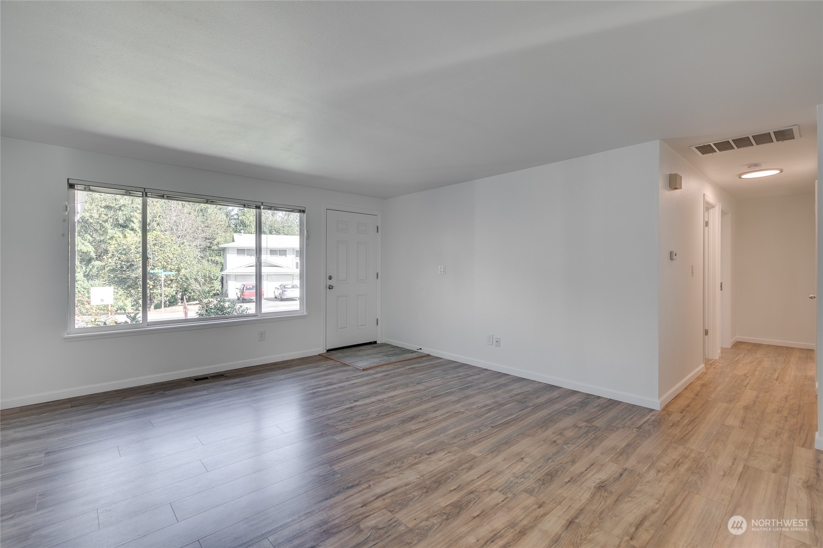 13501 Southeast 161st Place Renton, WA 98058 - Photo 10 of 21 Gallery Image 10