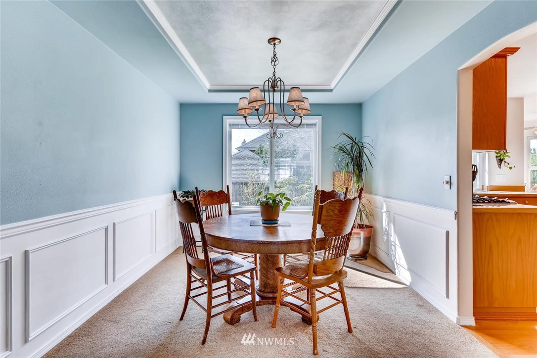 1825 Northeast 25th Place Renton, WA 98056 - Photo 5 of 25