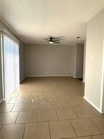 $1,695 | 5724 Signal Point, Austin, TX 78724