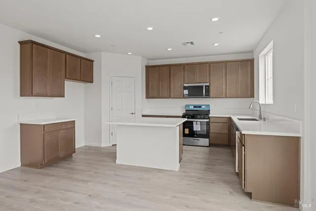 $705,990 | 5420 Riverview Lane, Antioch, CA 94531