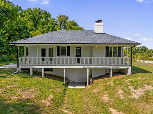 $549,900 | 3024 Highway 224, Napoleon, MO 64074