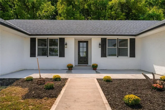 $549,900 | 3024 Highway 224, Napoleon, MO 64074