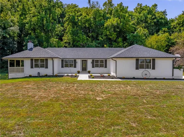 $549,900 | 3024 Highway 224, Napoleon, MO 64074