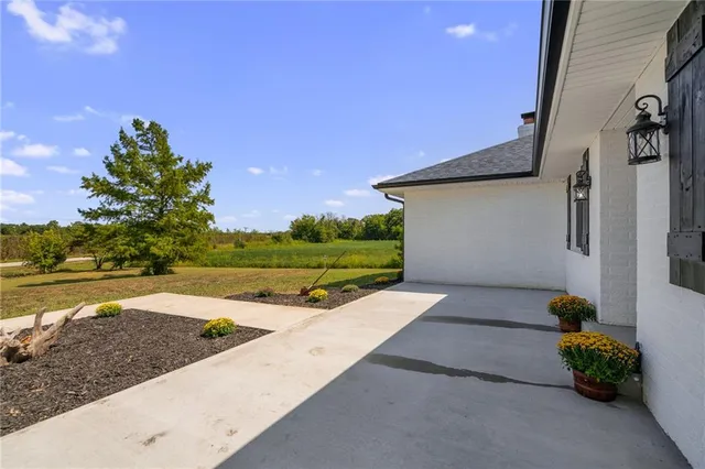 $549,900 | 3024 Highway 224, Napoleon, MO 64074