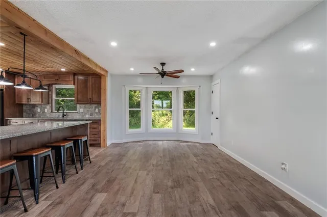 $549,900 | 3024 Highway 224, Napoleon, MO 64074