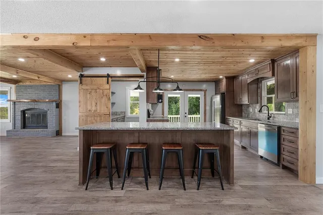 $549,900 | 3024 Highway 224, Napoleon, MO 64074