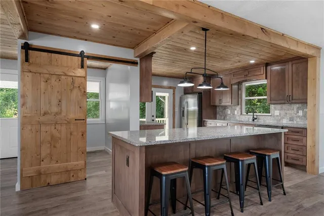 $549,900 | 3024 Highway 224, Napoleon, MO 64074