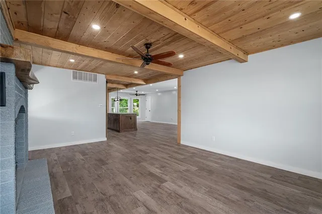 $549,900 | 3024 Highway 224, Napoleon, MO 64074