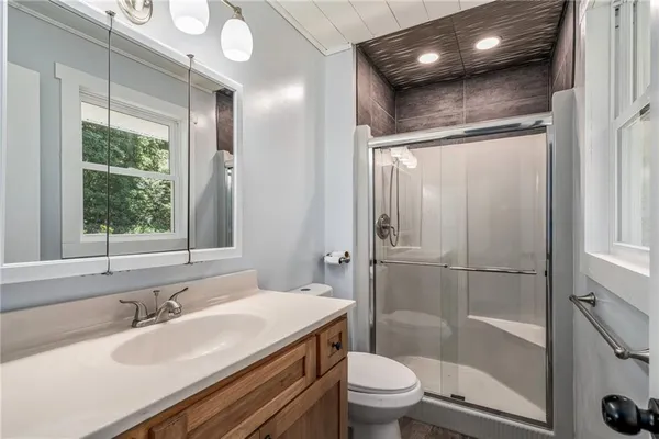 $549,900 | 3024 Highway 224, Napoleon, MO 64074