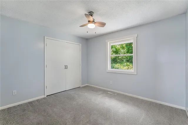 $549,900 | 3024 Highway 224, Napoleon, MO 64074