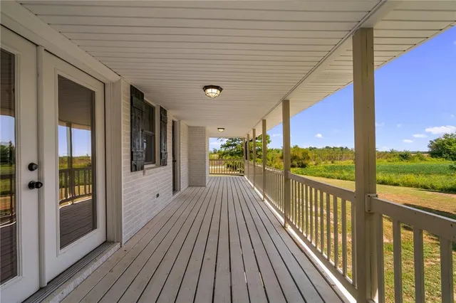 $549,900 | 3024 Highway 224, Napoleon, MO 64074