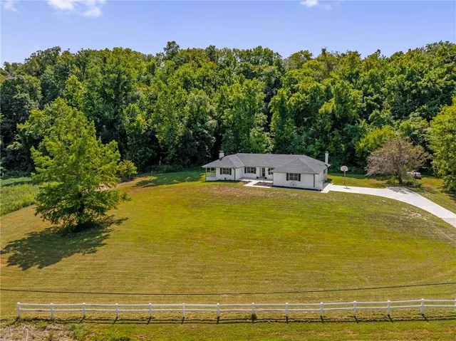 $549,900 | 3024 Highway 224, Napoleon, MO 64074