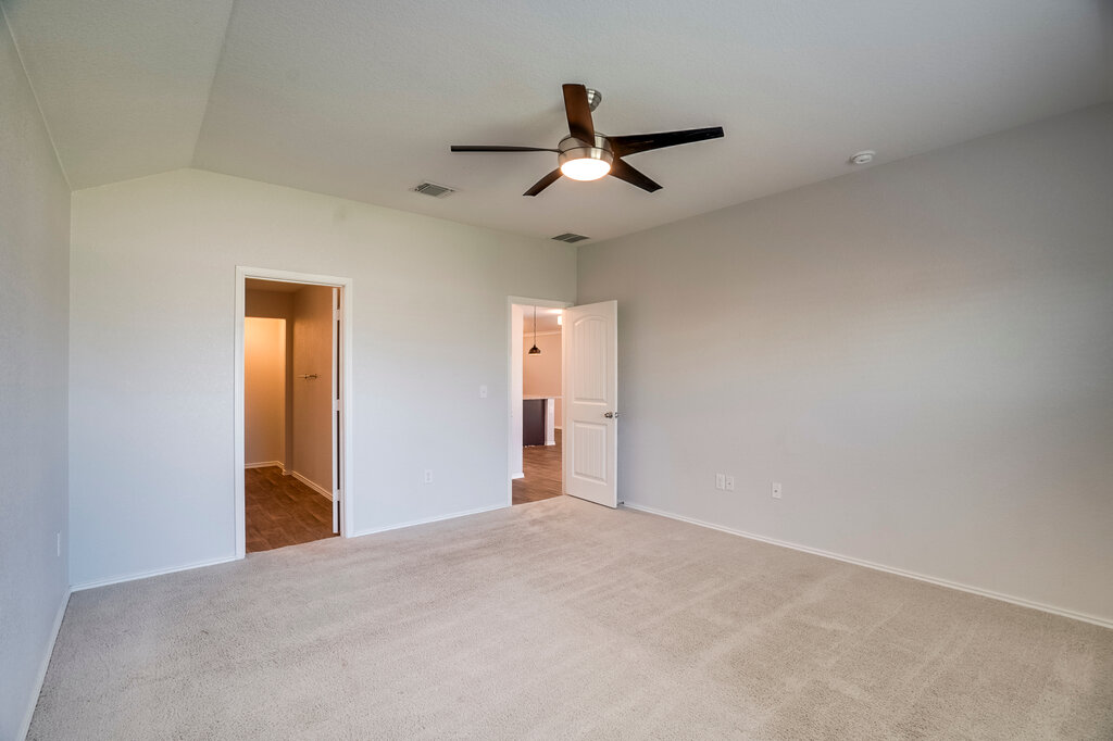 14819 Breccia Road Manor, TX 78653 - Photo 12 of 20 Gallery Image 12