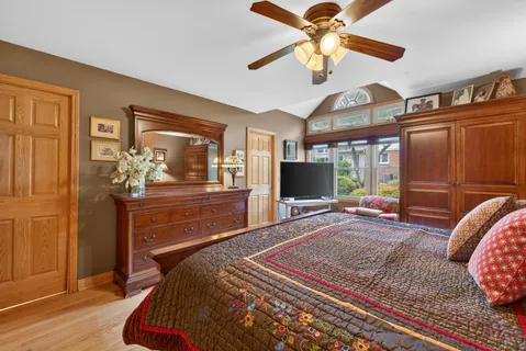 $475,000 | 1507 Acorn Court, Wheeling, IL 60090