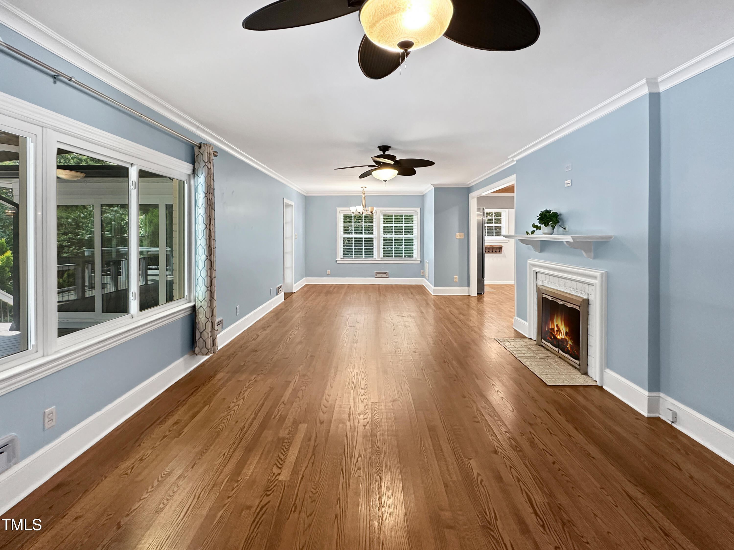 1318 Mayfair Road Raleigh, NC 27608 - Photo 16 of 52 Family Room