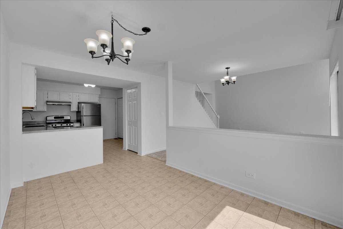 1137 Longford Road Bartlett, IL 60103 - Photo 14 of 33