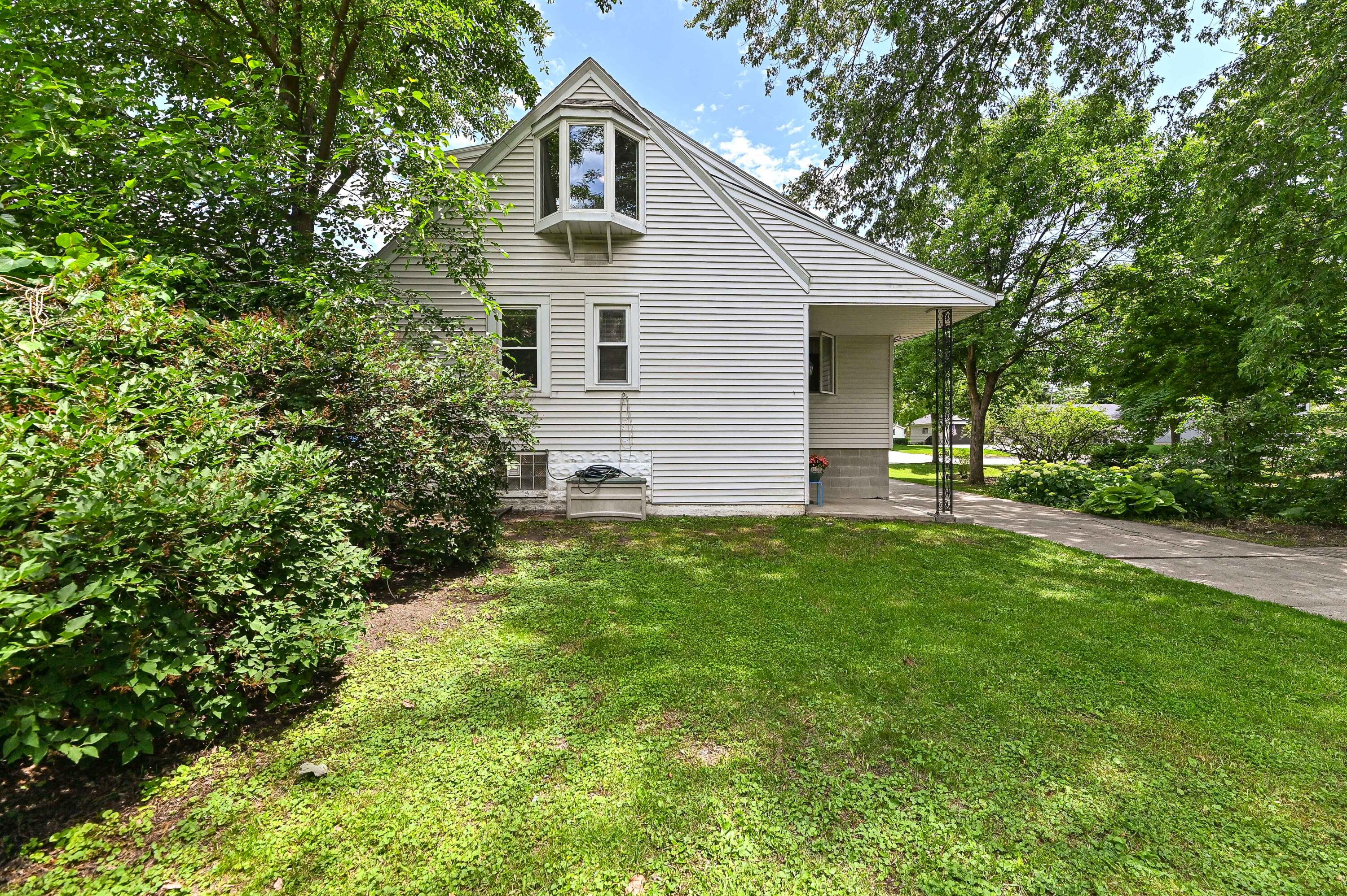 3445 South 96th Street Milwaukee, WI 53227 - Photo 46 of 52 3445 S 96th St