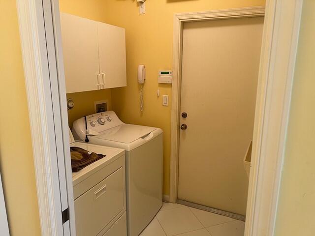 10036 Diamond Lake Road Boynton Beach, FL 33437 - Photo 19 of 20 the laundry room