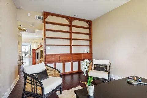 $395,000 | 16 Mariners Cove North, New Orleans, LA 70124