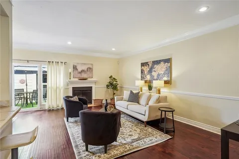 $395,000 | 16 Mariners Cove North, New Orleans, LA 70124