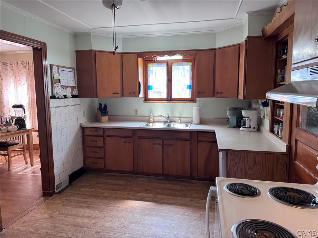 506 South James Street Rome, NY 13440 - Photo 17 of 40