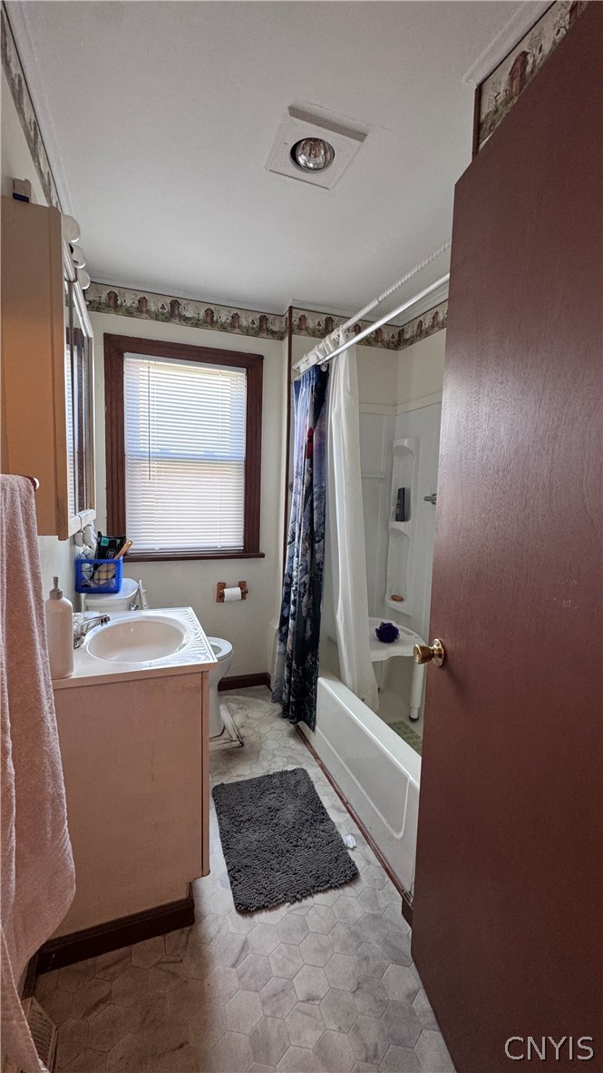 506 South James Street Rome, NY 13440 - Photo 23 of 40