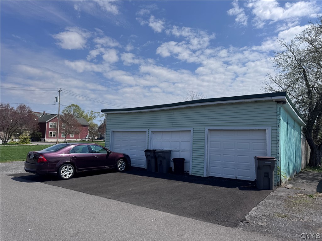 506 South James Street Rome, NY 13440 - Photo 35 of 40