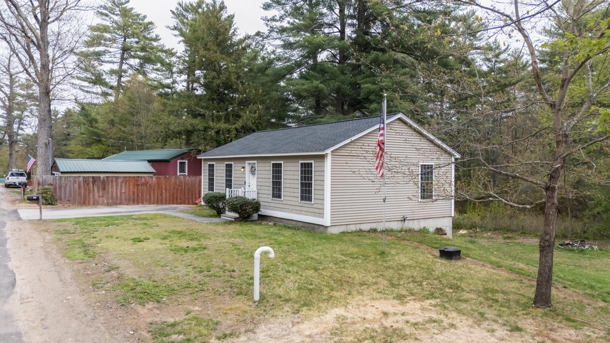 815 Bachelder Road Pembroke, NH 03275 - Photo 14 of 50