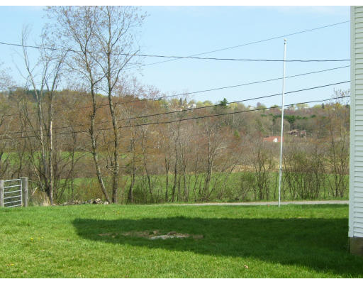 54 Smithville Road Spencer, MA 01562 - Photo 4 of 20 Gallery Image 4