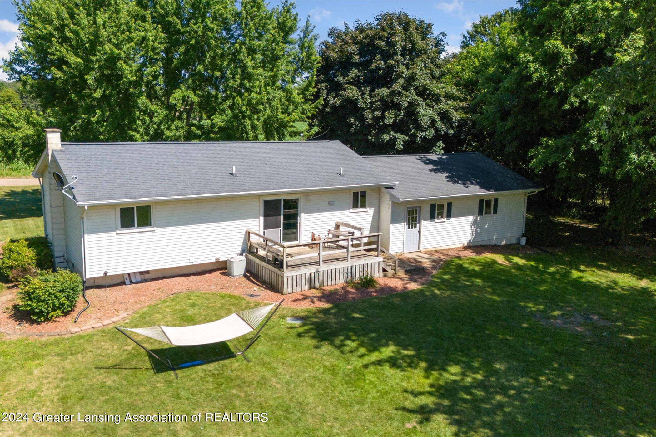 5683 North Gilson Road Elsie, MI 48831 - Photo 45 of 51 Aerial