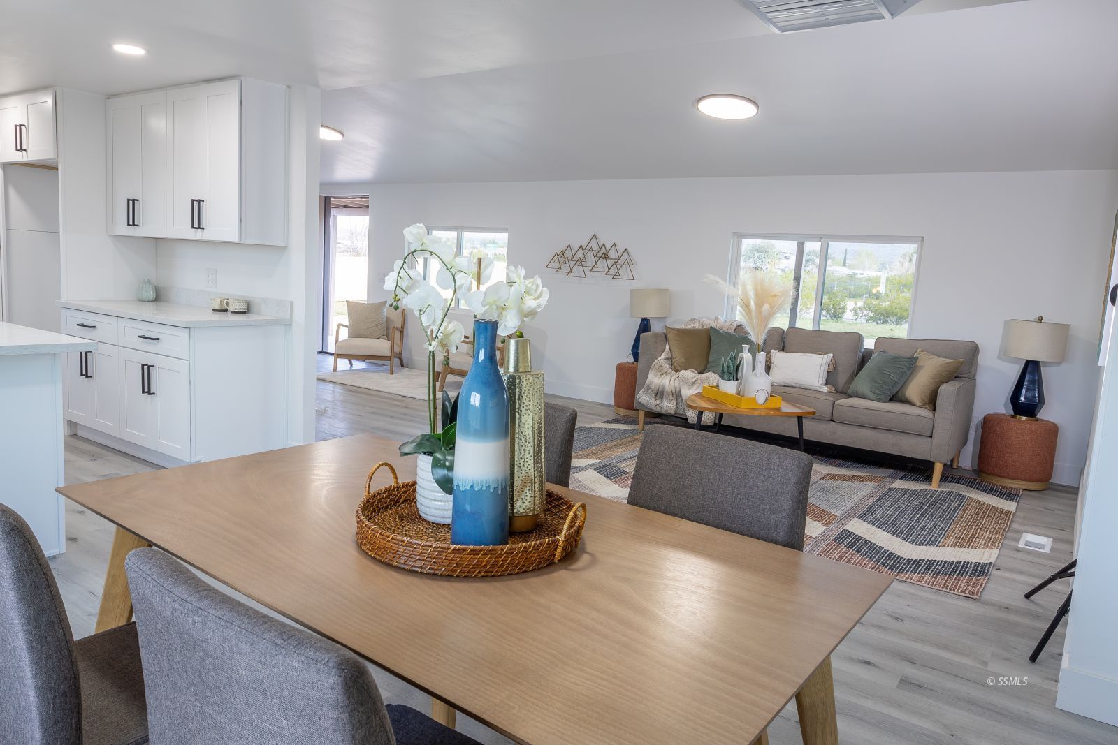 1465 South Forest Knoll Street Ridgecrest, CA 93555 - Photo 8 of 42 Gallery Image 8