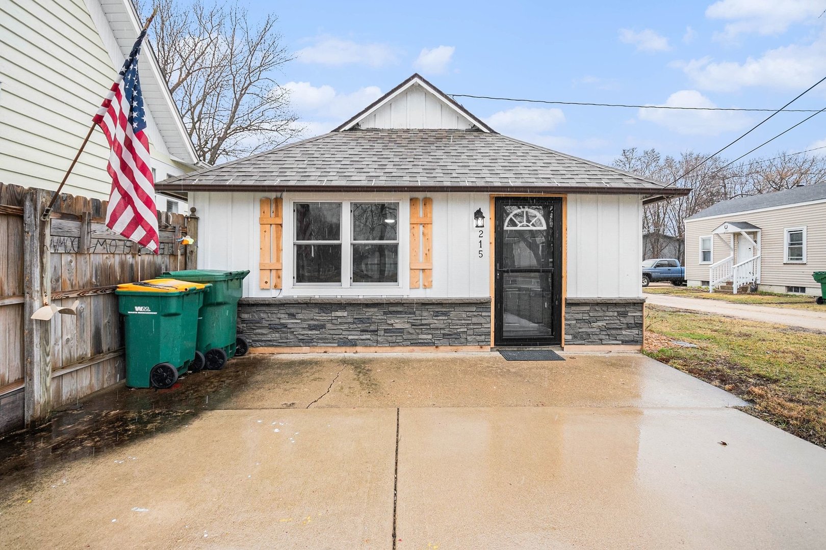 215 Main Street Kirkland, IL 60146 - Photo 4 of 29