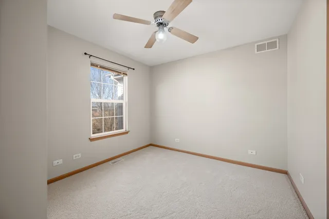 $205,000 | 1526 Grand Drive, Unit 5, DeKalb, IL 60115