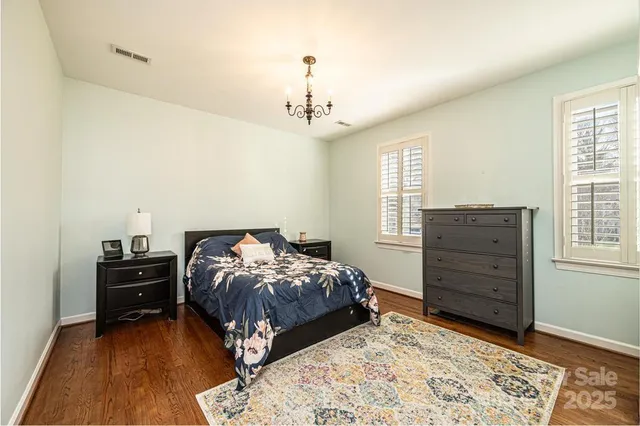 $925,000 | 560 20th Ave Court Northwest, Hickory, NC 28601