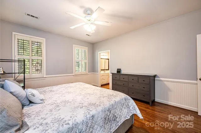 $925,000 | 560 20th Ave Court Northwest, Hickory, NC 28601