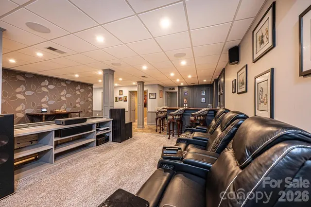 $889,000 | 560 20th Ave Court Northwest, Hickory, NC 28601