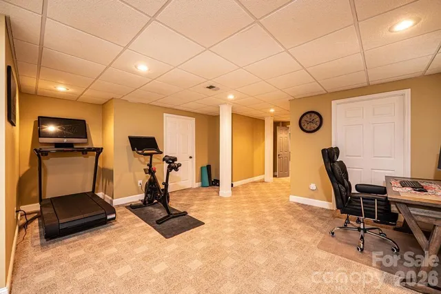 $889,000 | 560 20th Ave Court Northwest, Hickory, NC 28601