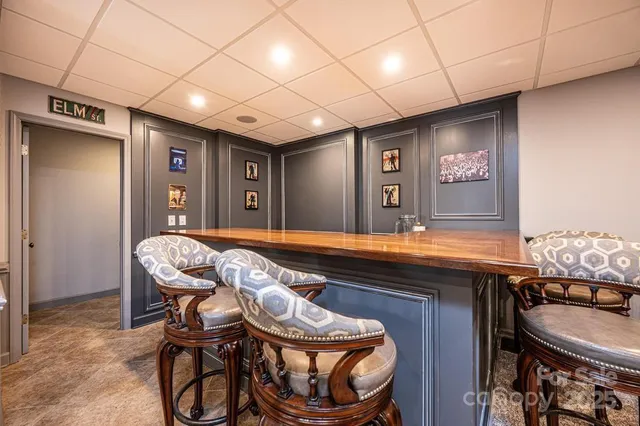 $925,000 | 560 20th Ave Court Northwest, Hickory, NC 28601