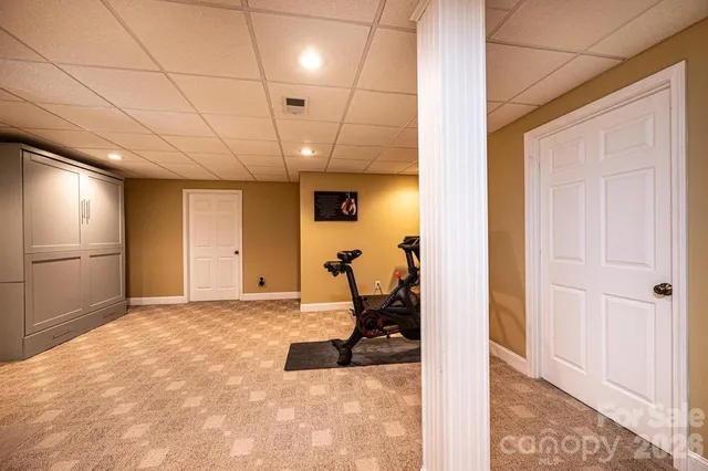 $889,000 | 560 20th Ave Court Northwest, Hickory, NC 28601